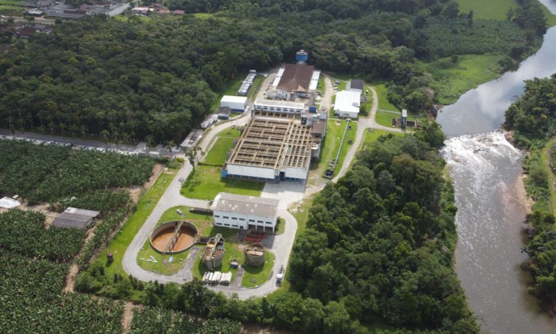 Abastecimento de água dos bairros abastecidos pela ETA Cubatão segue em recuperação