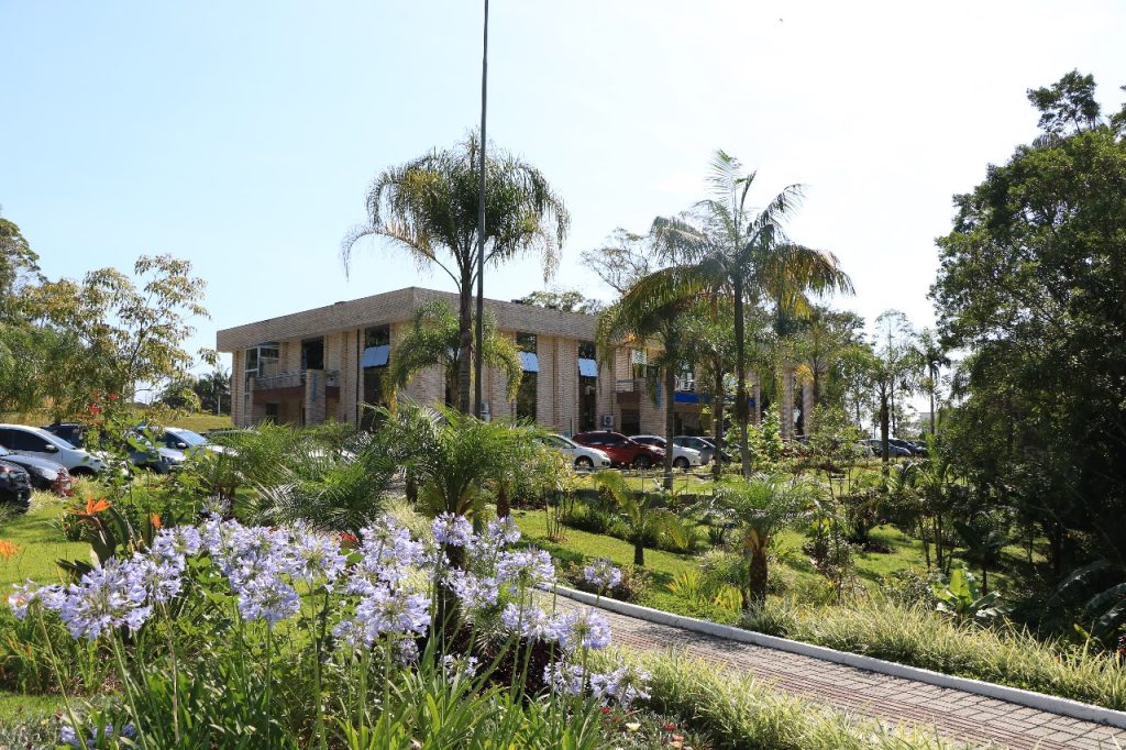 Companhia Águas de Joinville apresenta projetos na Câmara de Vereadores para modernizar a gestão e otimizar a implantação da rede de esgoto no município